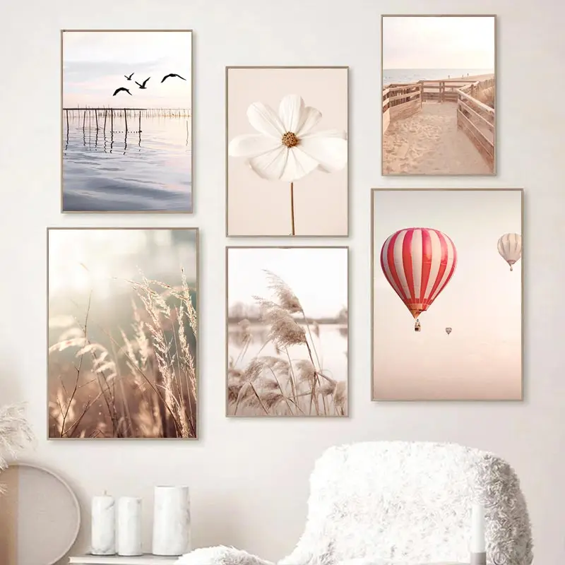 Beige Landscape Wall Art Poste - Orchard Sprayer Tractor recension och pris